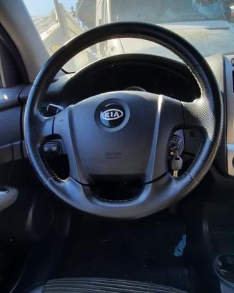 KIA SPORTAGE 4WD 2008 - VOLANTE