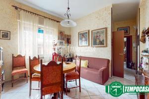 LUMINOSO APPARTAMENTO CON DOPPIO BALCONE!