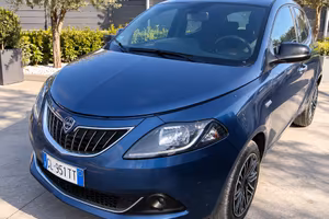 LANCIA YPSILON 1.0 FireFly 70cv S&S Hybrid SILVER