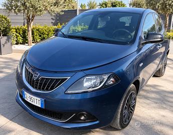 LANCIA YPSILON 1.0 FireFly 70cv S&S Hybrid SILVER