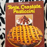 libro di ricette  torte, crostate, pasticcini