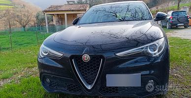 Alfa Romeo Stelvio Q4 2.2 diesel 180cv anno 2018