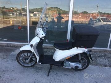 piaggio liberty 125