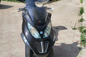 Piaggio Mp3 300