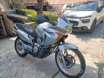 Honda Transalp 650 del 2002 - 2700€ trattabile 