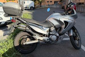 Honda Transalp 650 del 2005