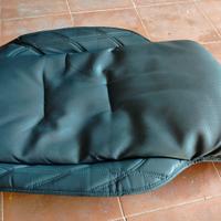 cuscino per auto con ganci