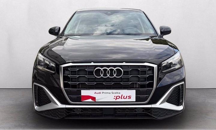 AUDI Q2 30 TDI S line Edition