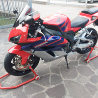 Honda CBR 1000RR Fireblade anno 2006