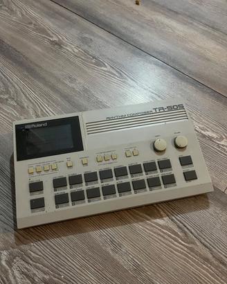 Roland TR 505
