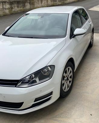 Golf 7 2.0 TDI 150 CV Highline – Full Optional