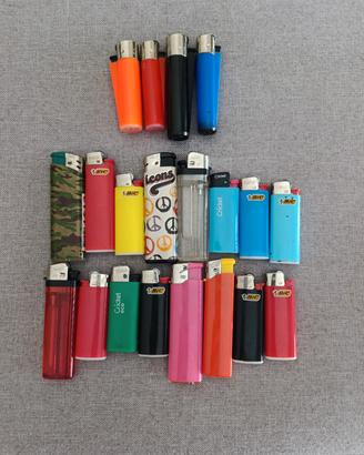 Lotto stock 20 accendini misti (BIC, Clipper)