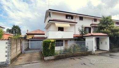 VILLA A SCHIERA A NERVIANO