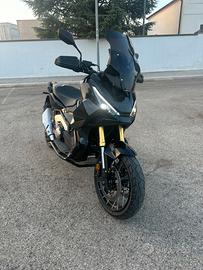 Honda X-adv 750
