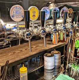 Pub birreria con cucina