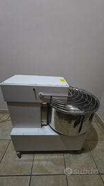 impastatrice professionale 380V