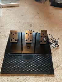 Volante con pedali e cambio AXN