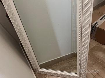 Specchio in legno