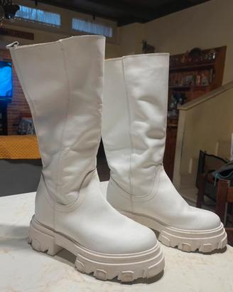 Stivali Bianchi Chunky in Pelle