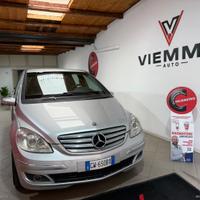 MERCEDES-BENZ B 180 CDI