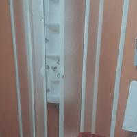 Box doccia in plastica nuovo 