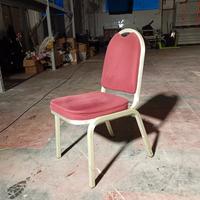 40 SEDIE IN ALLUMINIO ORO E VELLUTO ROSSO