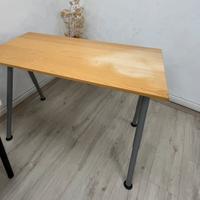 Scrivania legno metallo con  porta tastiera