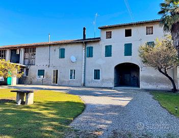 TC422 Arzene - Rustico con ampio giardino