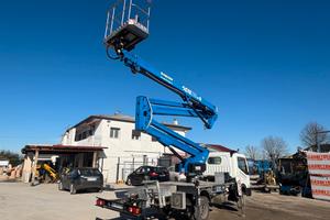 Nissan 2021 piattaforma cte zed25, 25mt. 3900ore s