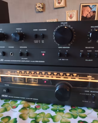 AKAI AM-2250 + AT-2250 - Coppia Vintage Hi-Fi 