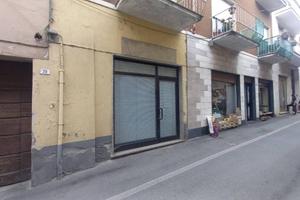 Immobile di 89 m² a Oleggio