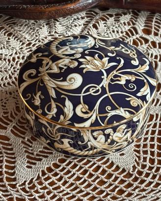 Wedgwood ceramica cornucopia