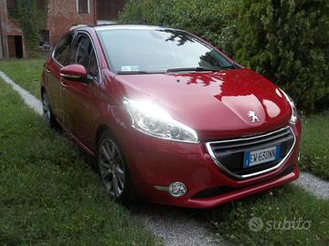 Peugeot 208 HDI 115 cv Allure 5 Porte