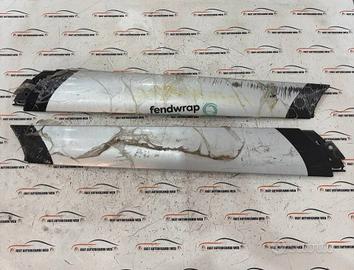 Coppia montanti laterali Land Rover Defender L663 