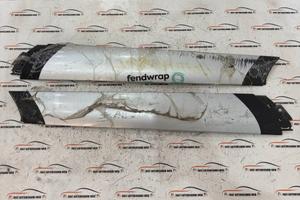 Coppia montanti laterali Land Rover Defender L663 