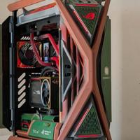 Case Asus Rog Hyperion GR701 moddato tema DOOM