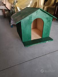 casetta di legno per cani 