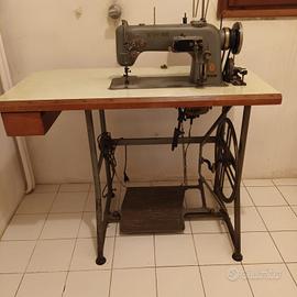 macchina da cucire industriale Singer 