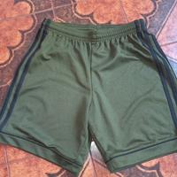 pantaloncini adidas verdi 11-12 anni