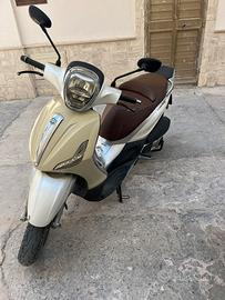 Beverly 125
