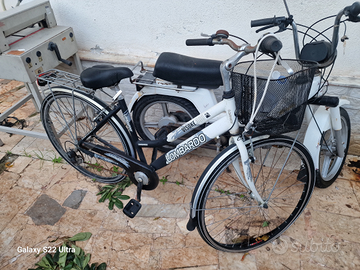 Ciclomotore e bici