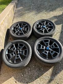 Cerchi ecosport R17 4 fori