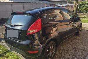 Ford Fiesta 2010 1.4 Benzina/Gpl 