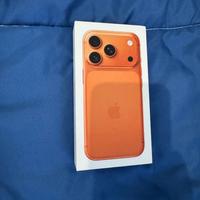 iPhone 16 pro nuovo ancora sigillato