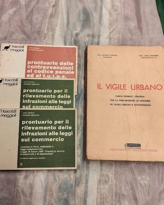 Lotto libri Vigile Urbano
