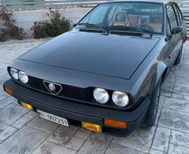 Alfa Romeo GTV 2.0