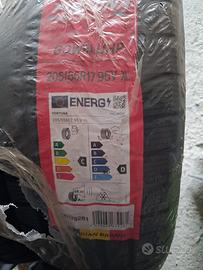 gomme invernali 205/55 R17 95V XL