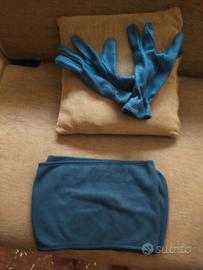 guanti e sciarpa completi