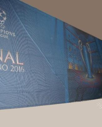 Striscione finale Champions League 2016