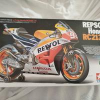 Tamiya 1/12 Repsol Honda RC 213V 2014